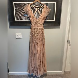 NWOT Max Duggal Criss Cross Strap Flutter Sleeve Sequin Gown